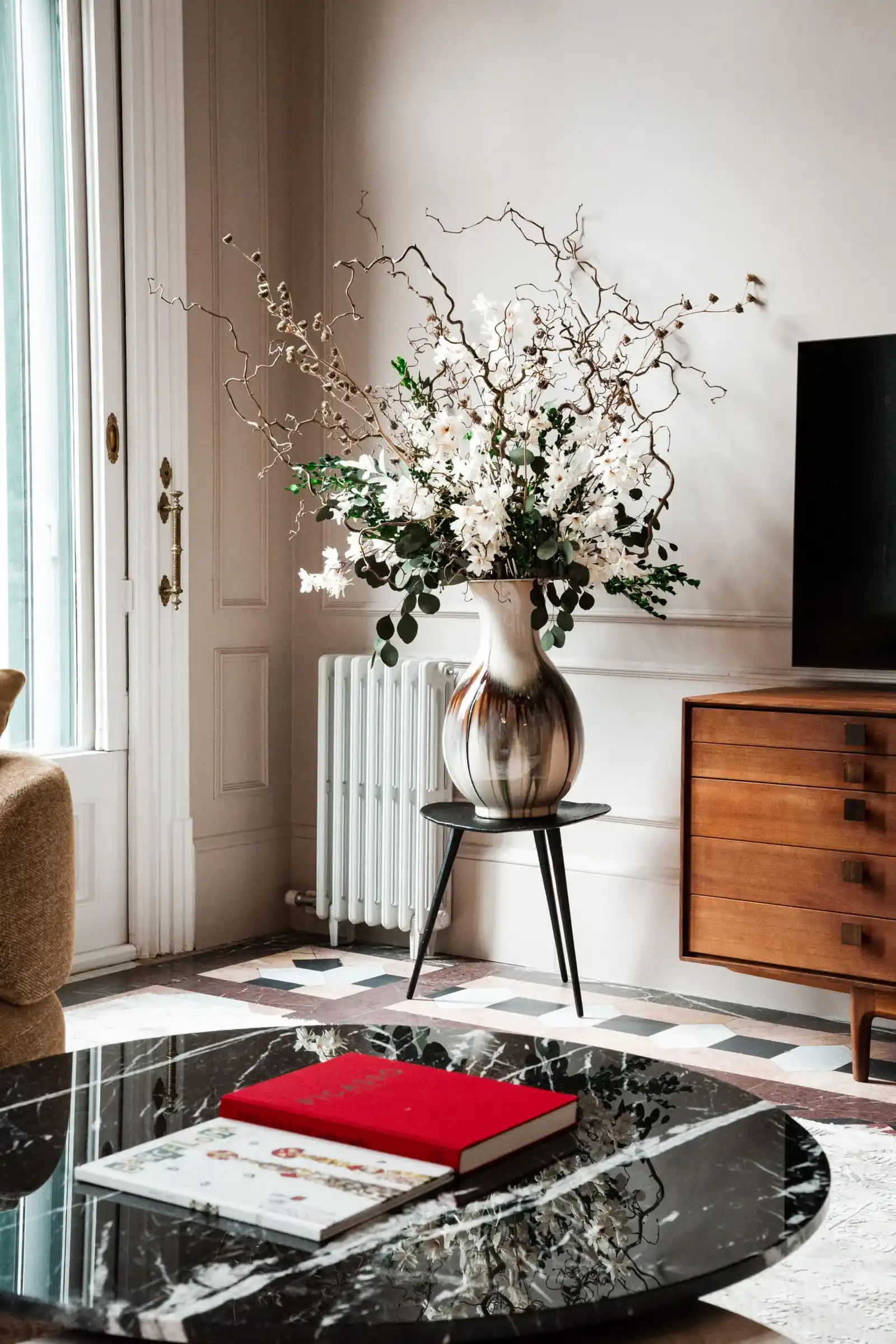 Elevating Interiors Through Luxury Plant Styling